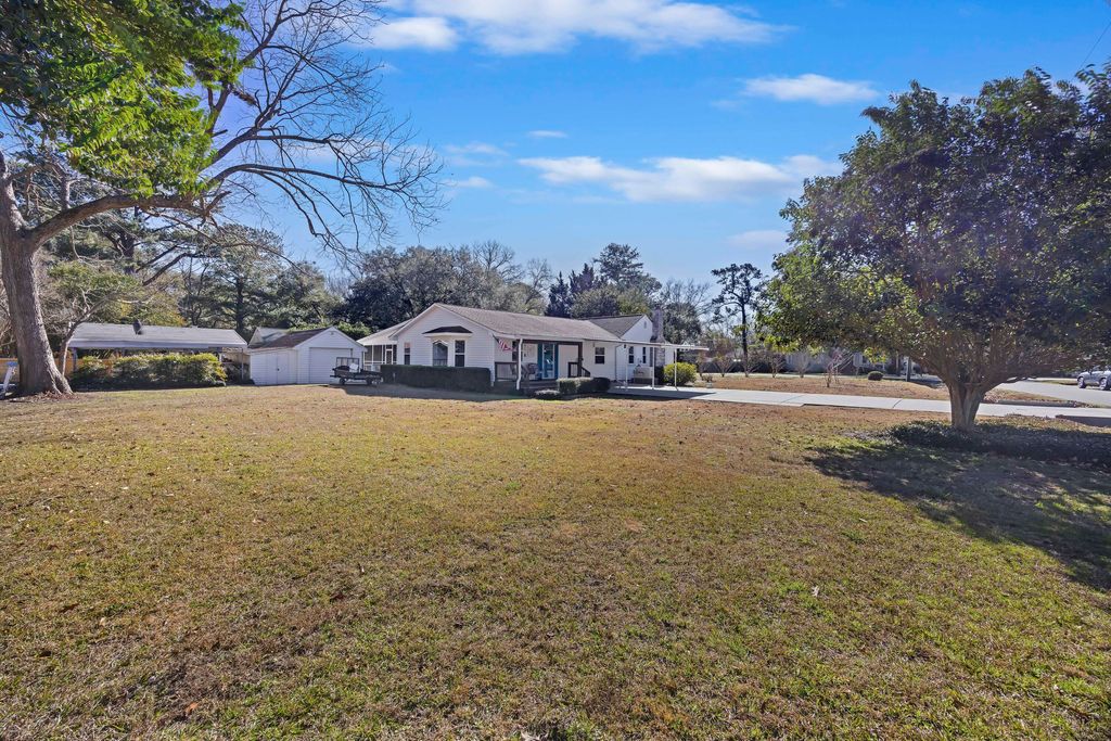 Photo of 1744 Opal Avenue, Charleston, SC 29407 (MLS # 26001725)