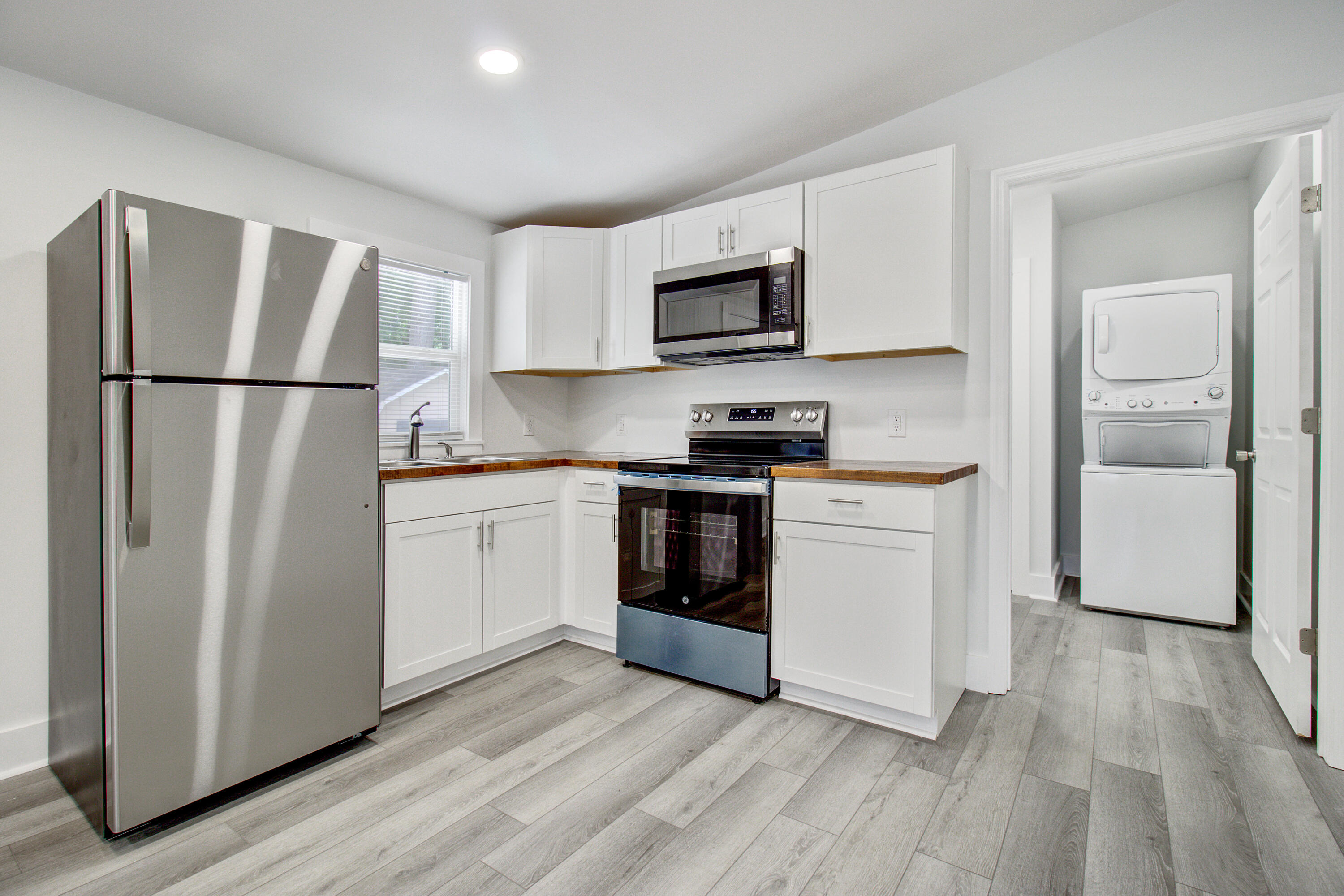 816 E Estates Boulevard B