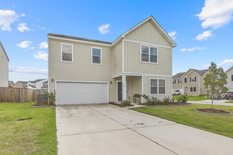 A home in Moncks Corner