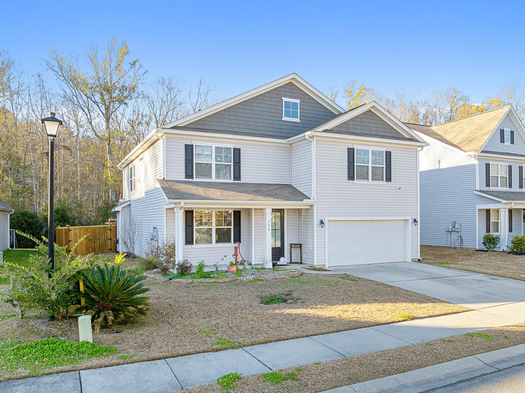 Photo of 154 Nolin Road, Moncks Corner, SC 29461 (MLS # 26006157)