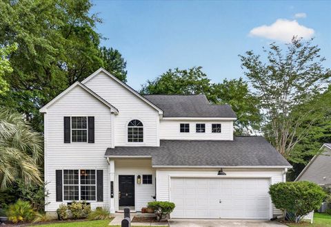 Photo of 2704 Four Winds PL, Mount Pleasant, SC 29466 (MLS # 26014909)