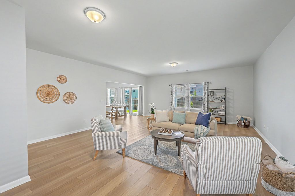 Photo of 226 Clydesdale Circle, Summerville, SC 29486 (MLS # 26010250)