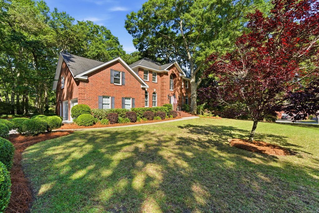 Photo of 686 Cain Drive, Mount Pleasant, SC 29464 (MLS # 26013256)