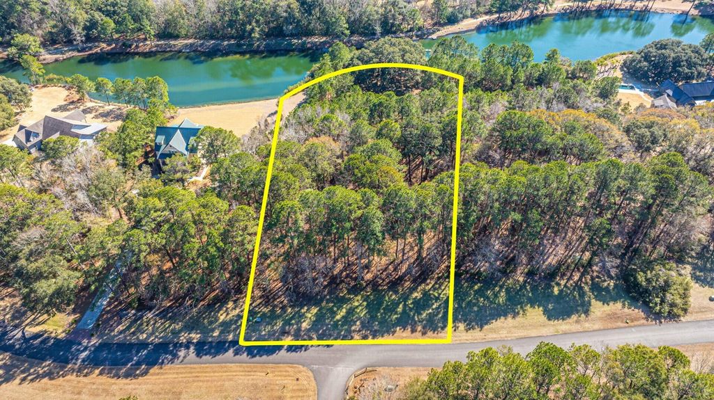 Photo of 4129 Gnarled Oaks Lane, Johns Island, SC 29455 (MLS # 26006821)