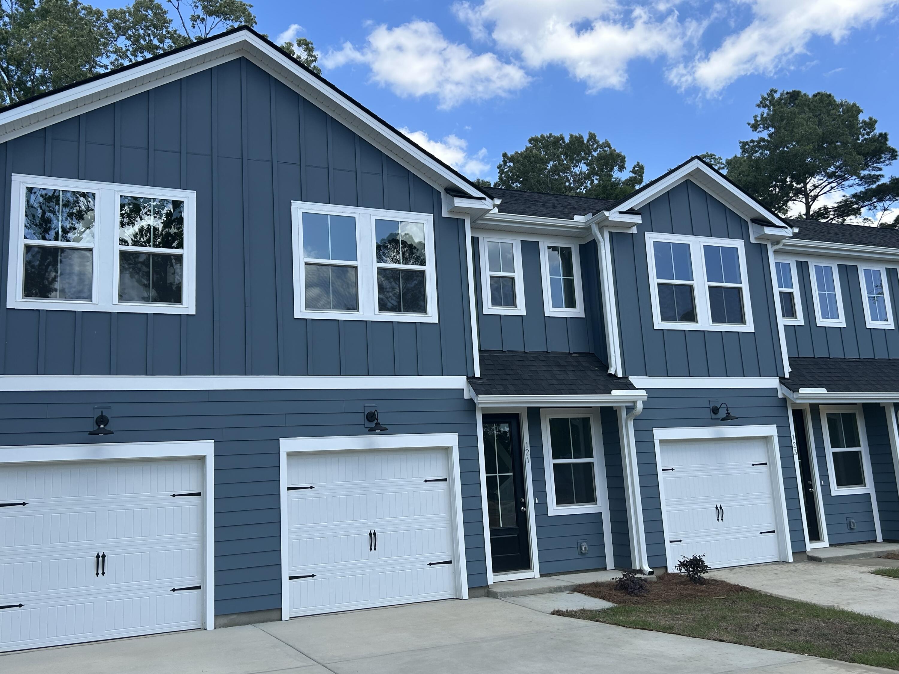 121 Berry Shoals Drive