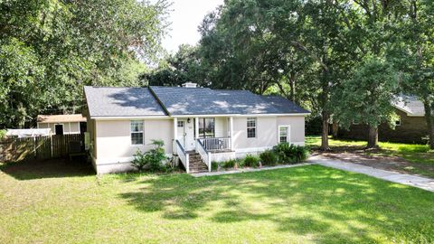 Photo of 763 Creekside Drive, Charleston, SC 29412 (MLS # 25022119)
