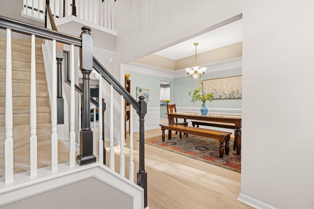 Photo of 5253 Lenora Drive, Summerville, SC 29485 (MLS # 26006913)