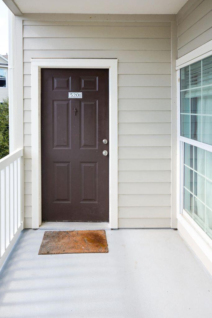 700 Daniel Ellis Drive 5201