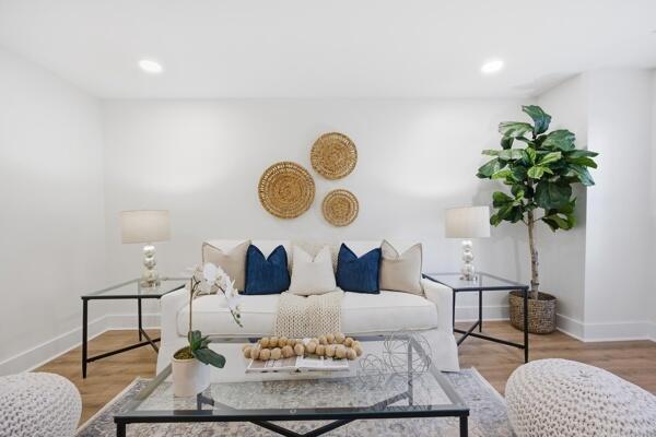 1672 Hunters Run Drive