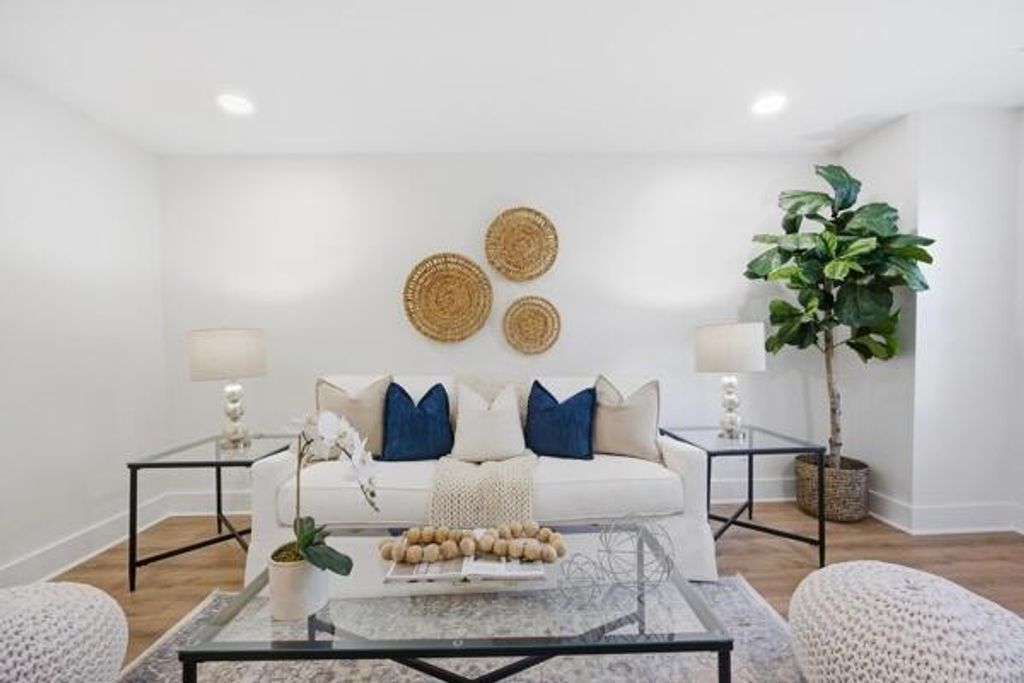 Photo of 1672 Hunters Run Drive, Mount Pleasant, SC 29464 (MLS # 26001180)