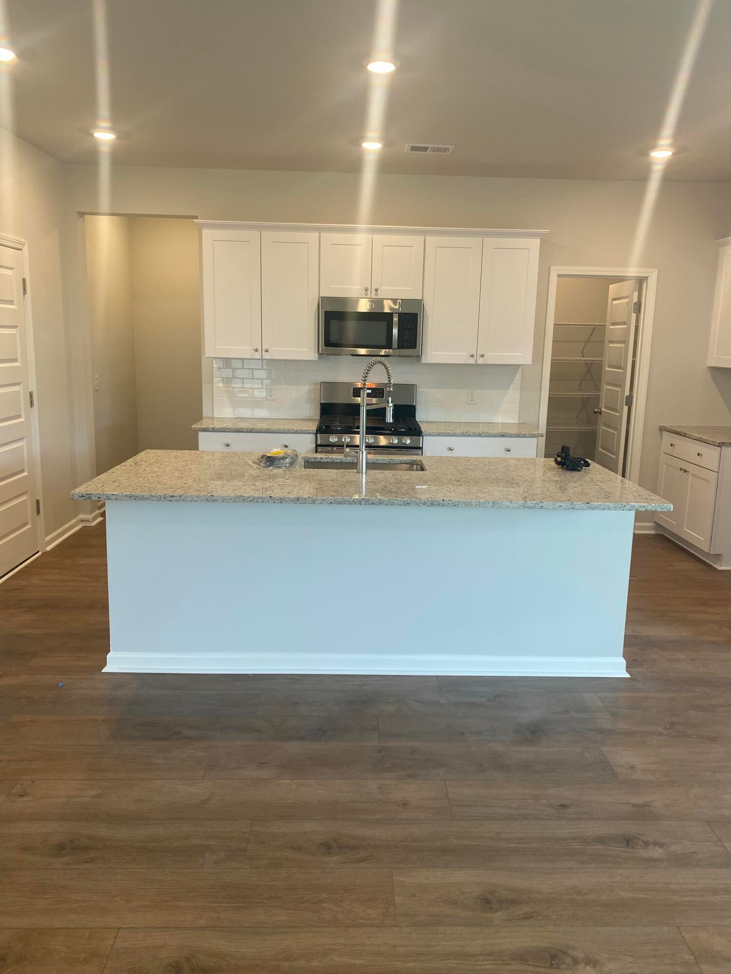 120 Lefton Landing
