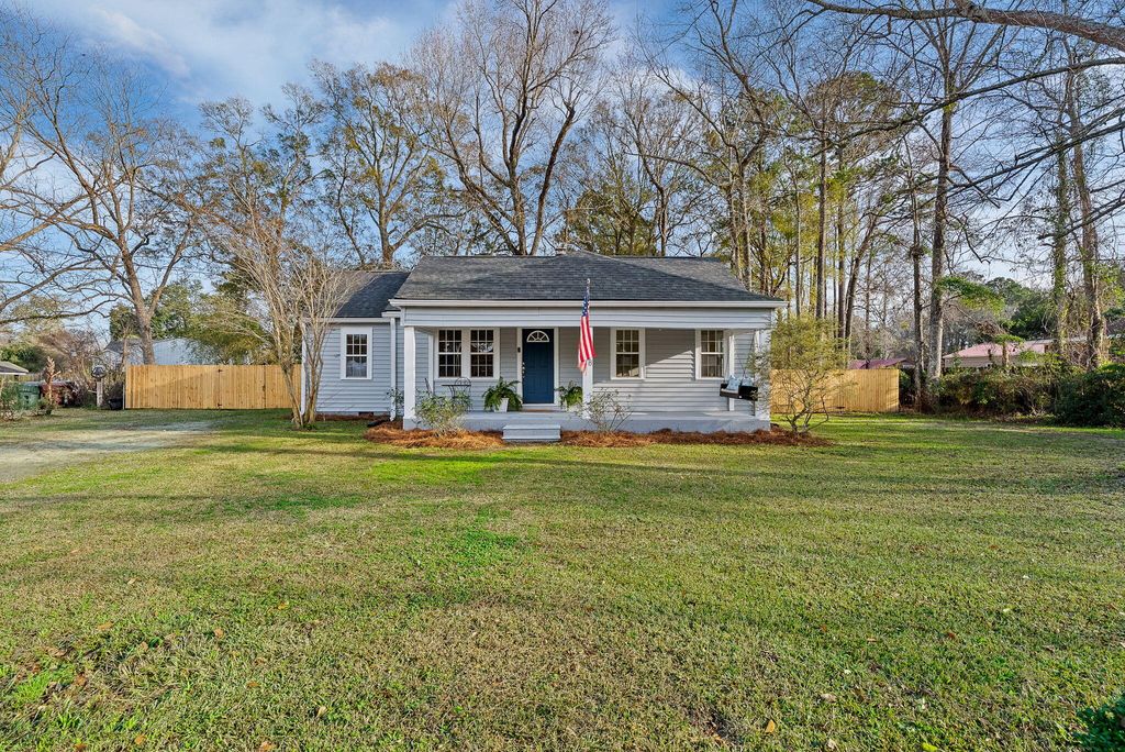 Photo of 208 Newell Street, Moncks Corner, SC 29461 (MLS # 26000920)