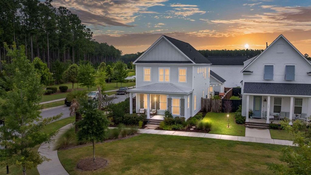 Photo of 742 Myrtle Branch Street, Summerville, SC 29486 (MLS # 26012084)