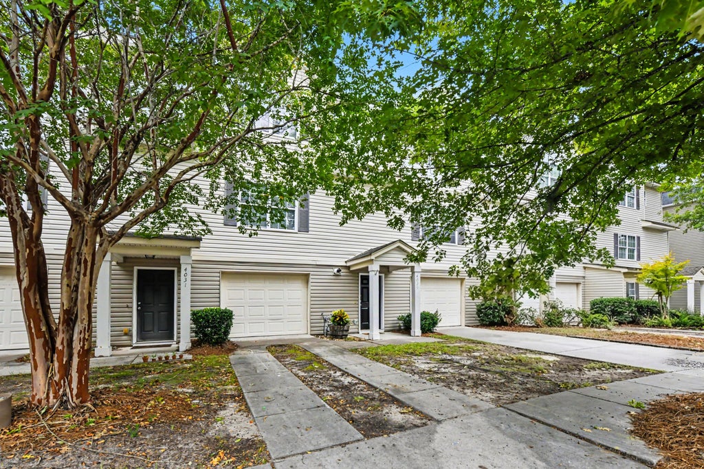 Photo of 4029 Hartland Street, Charleston, SC 29414 (MLS # 26025103)