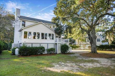 A home in Mount Pleasant