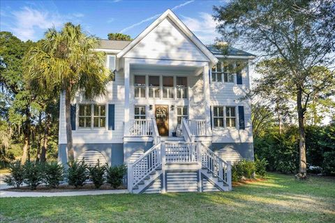 A home in Mount Pleasant