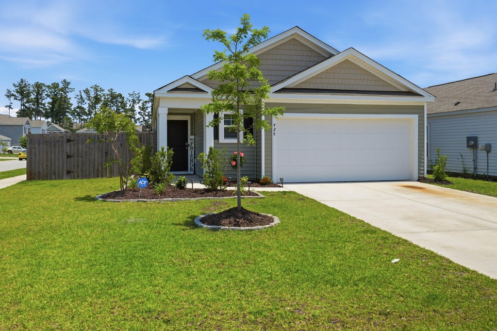 Photo of 428 White Scallop Way, Summerville, SC 29486 (MLS # 26017622)
