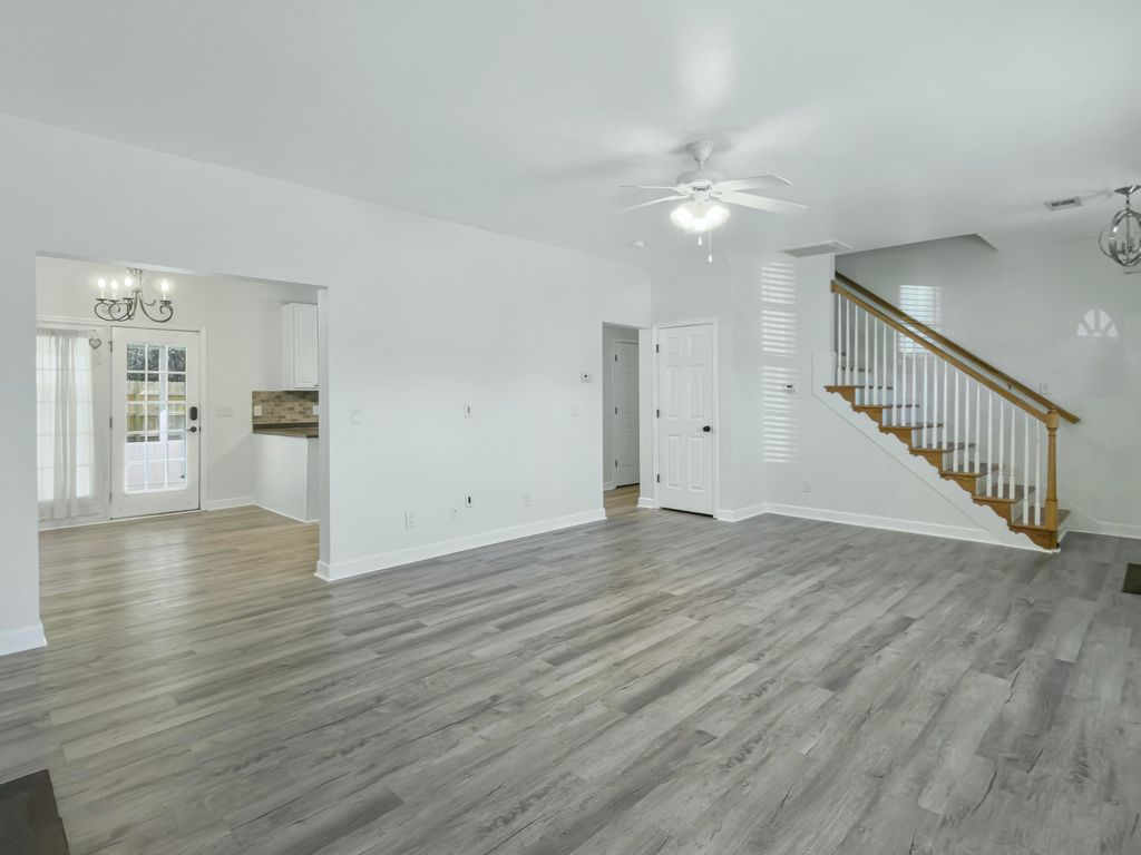Photo of 272 Westbrooke Road, Summerville, SC 29486 (MLS # 26008319)