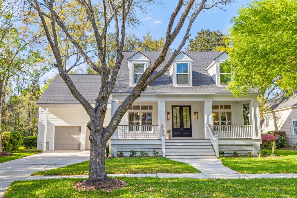 Photo of 118 Scott Street, Daniel Island, SC 29492 (MLS # 26006210)
