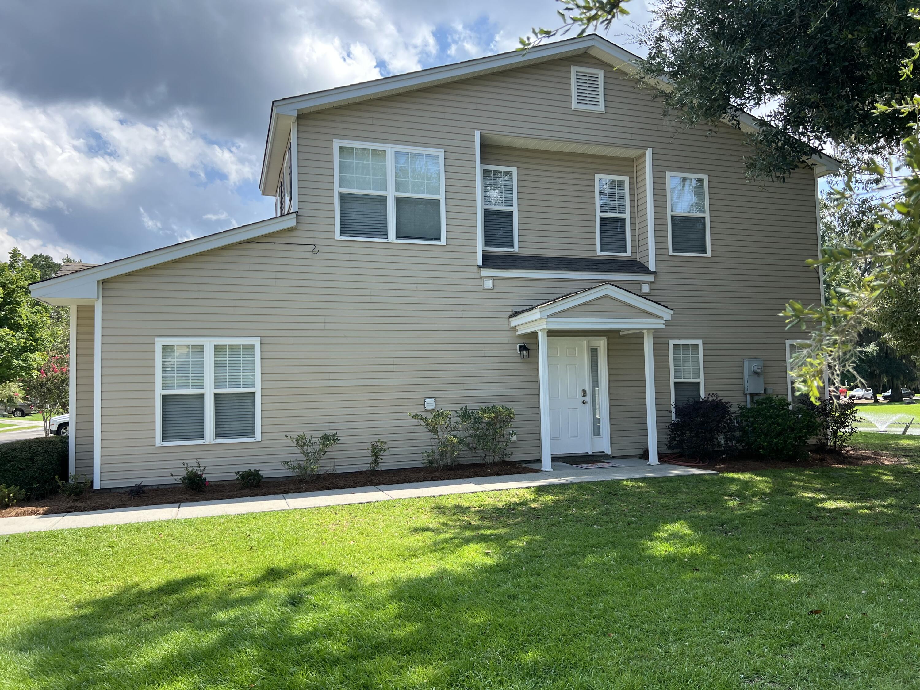 117 Spanish Oaks Lane
