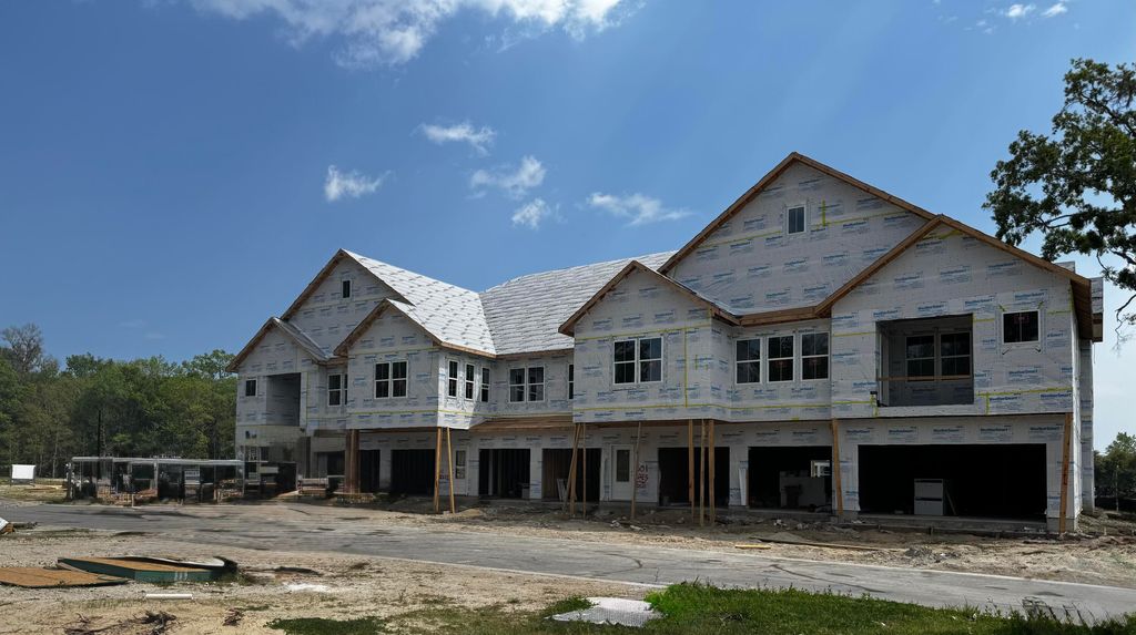 Photo of 501 Raes Court #101, Charleston, SC 29414 (MLS # 26005636)