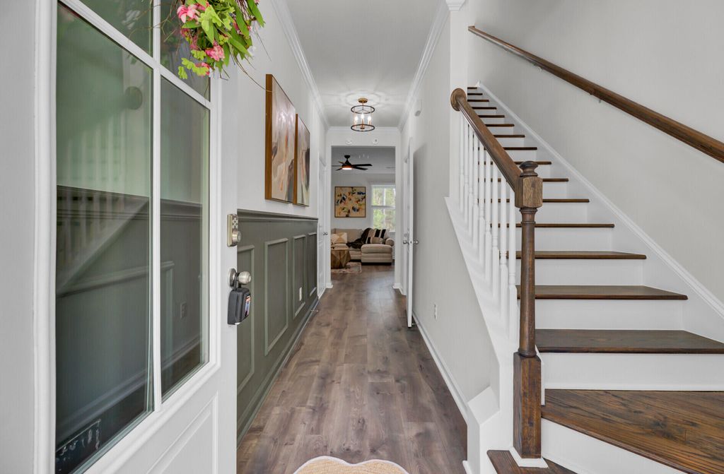 Photo of 496 Oak View Way, Summerville, SC 29483 (MLS # 26008768)