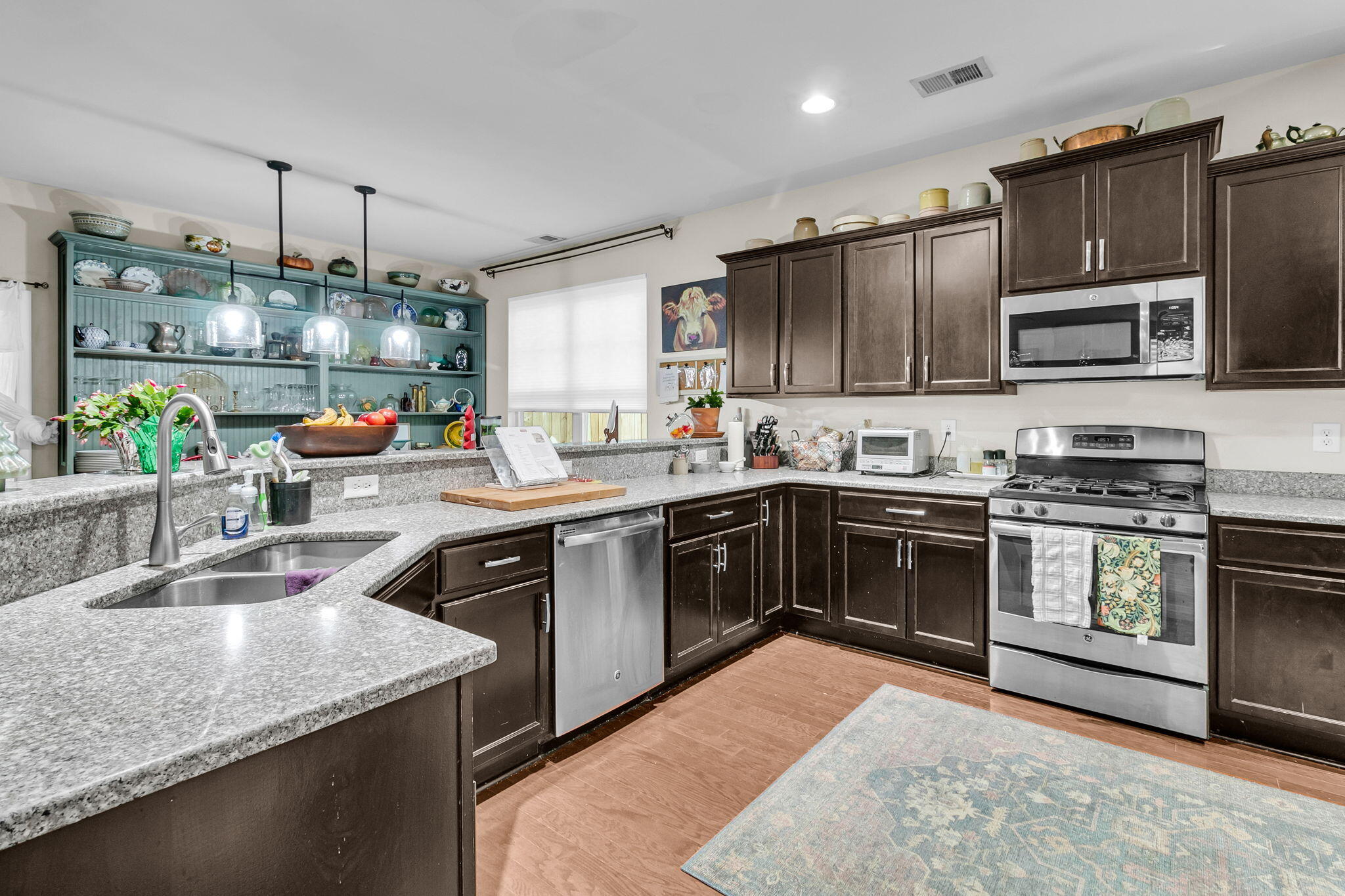 146 Hickory Ridge Way