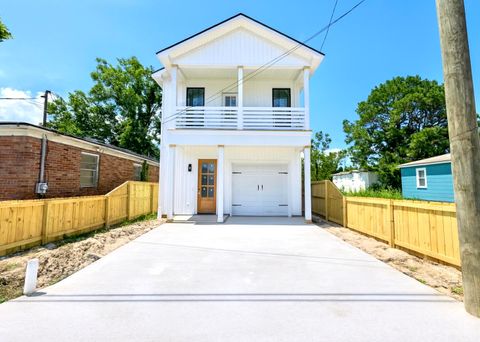 2032 Forest Avenue North Charleston SC 29405