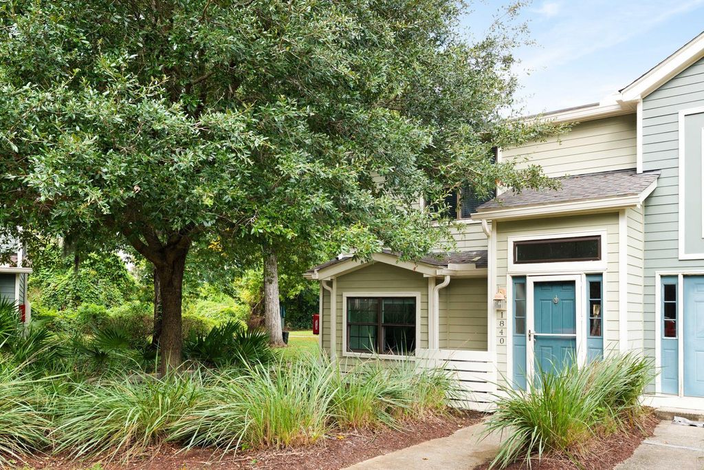 Photo of 1840 Belle Chez, Mount Pleasant, SC 29464 (MLS # 25028067)