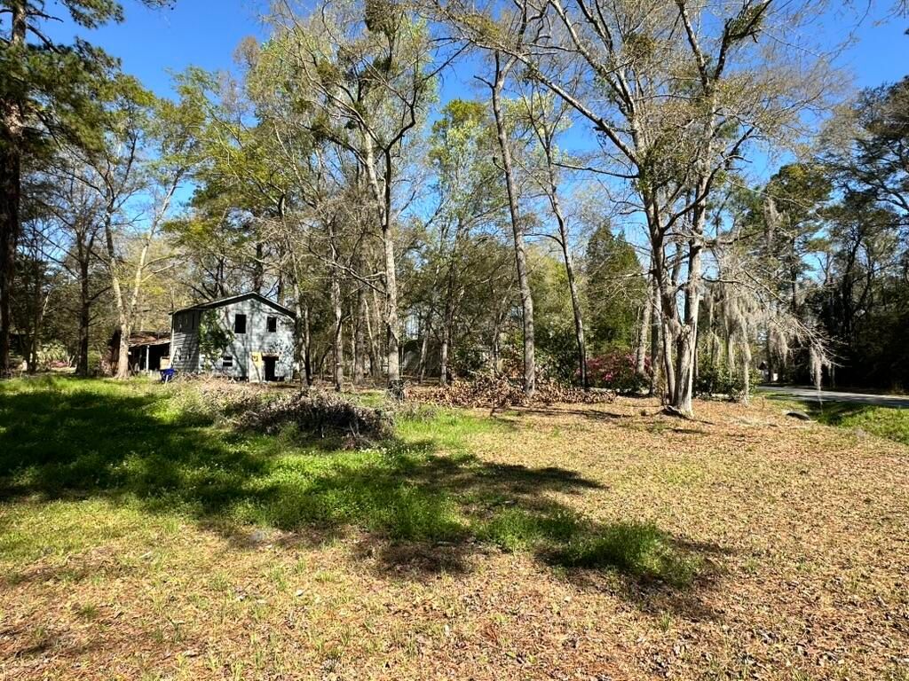 Photo of 780 E Cain Street, Summerville, SC 29485 (MLS # 26008557)