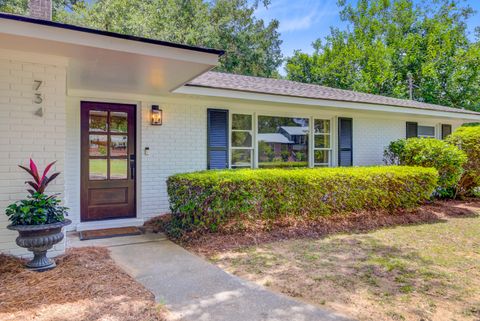 Photo of 734 Fort Sumter Drive, Charleston, SC 29412 (MLS # 25013706)