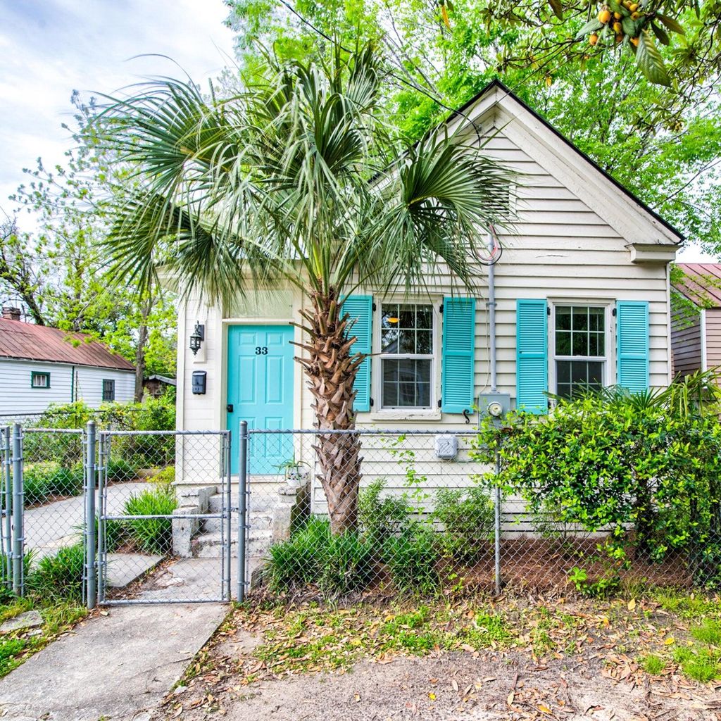 Photo of 33 Kracke Street, Charleston, SC 29403 (MLS # 25027571)
