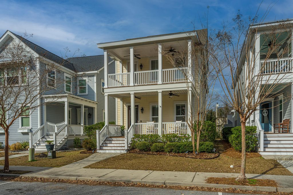 Photo of 1216 Pressley Road, Charleston, SC 29412 (MLS # 26000742)