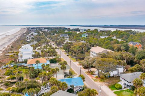 A home in Folly Beach