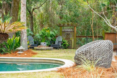 A home in Folly Beach