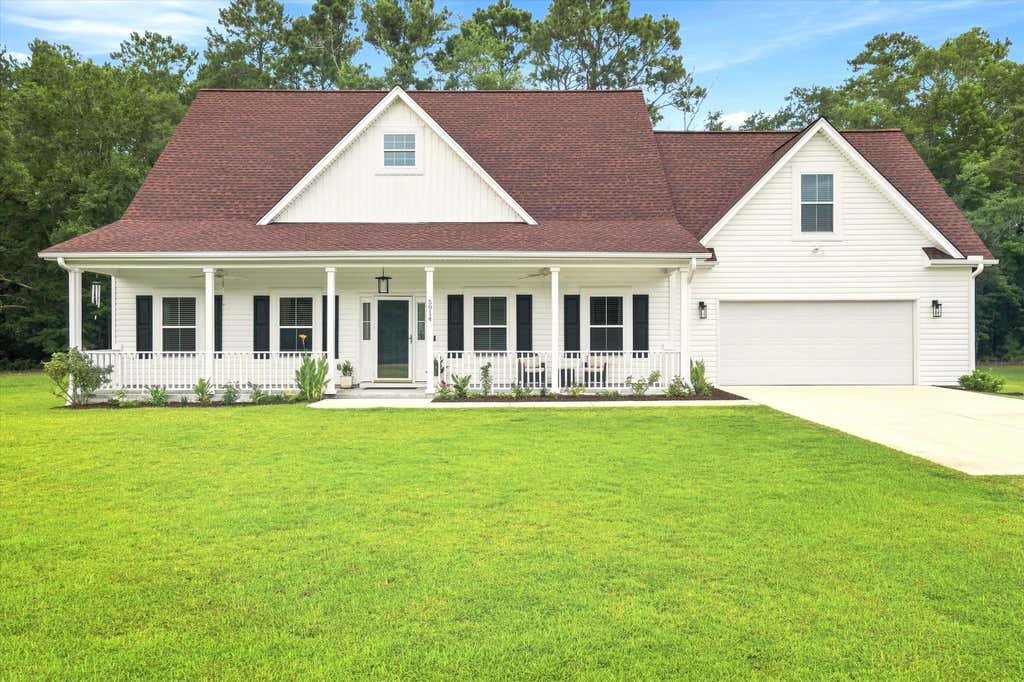 Photo of 5914 Yellow Dog Road, Ravenel, SC 29470 (MLS # 26022587)