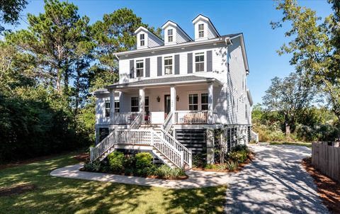 Photo of 1840 Cornish Avenue, Charleston, SC 29412 (MLS # 25030638)