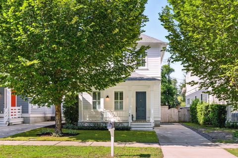 Photo of 78 Vincent Drive, Mount Pleasant, SC 29464 (MLS # 25024312)