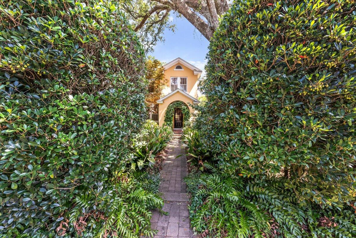 2066 Wappoo Drive