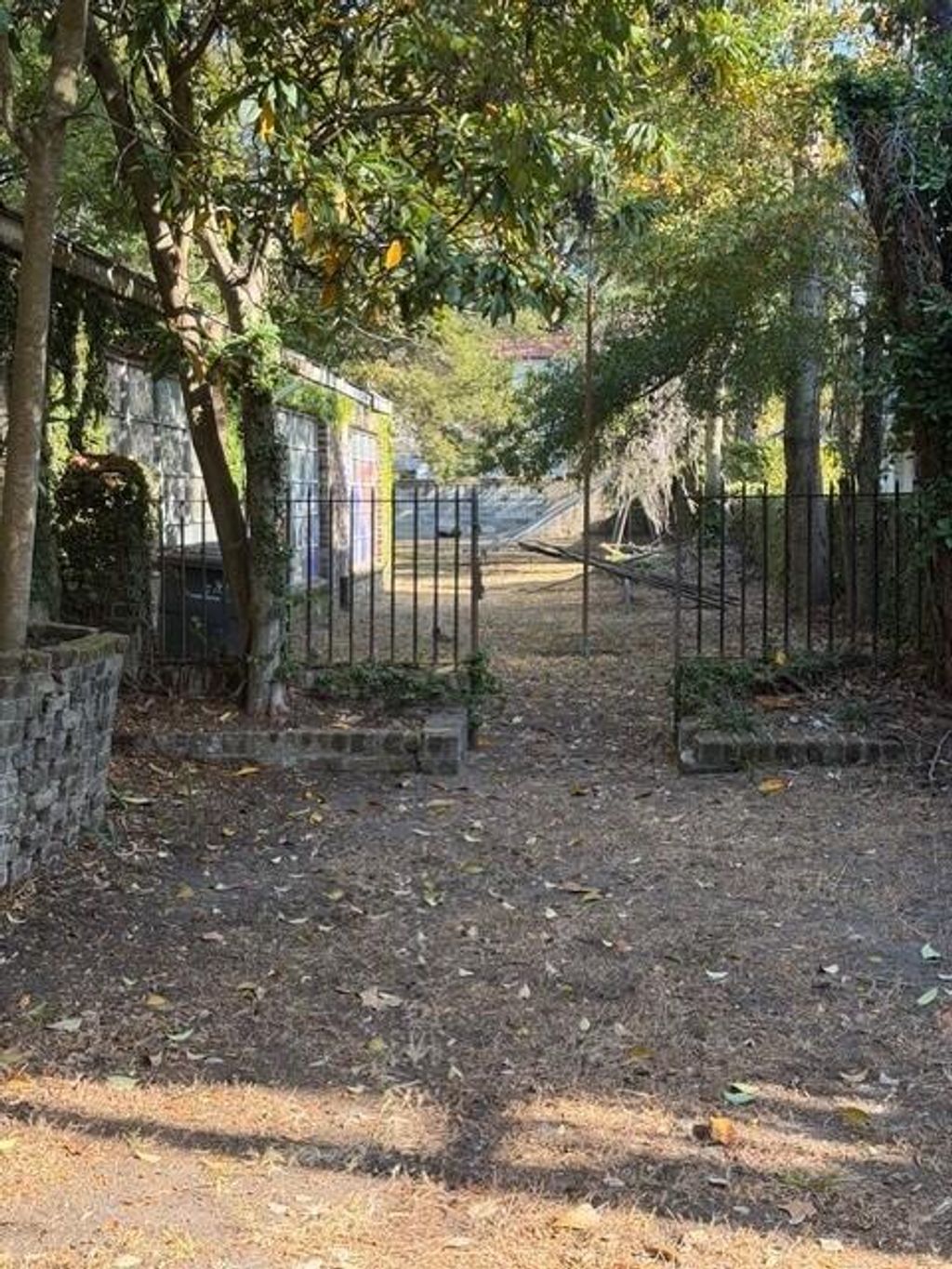 Photo of 34 Pitt Street, Charleston, SC 29401 (MLS # 26000365)