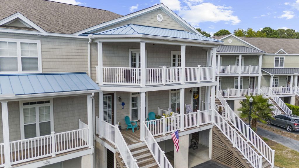 Photo of 1604 Hopeman Lane, Mount Pleasant, SC 29466 (MLS # 25025806)