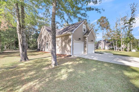 A home in Ravenel