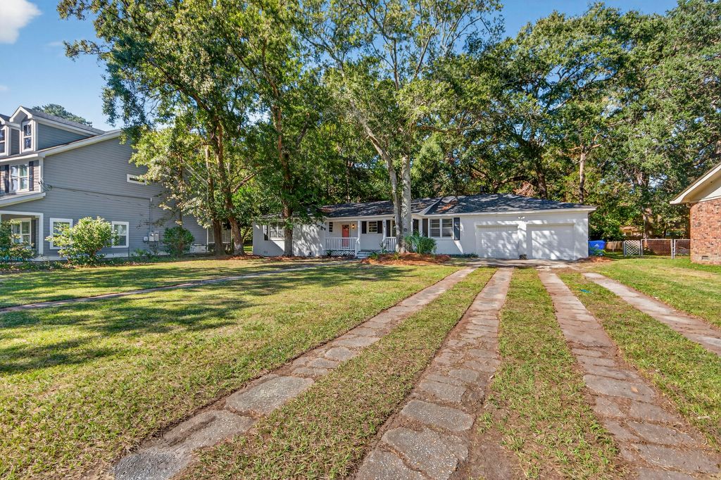 Photo of 439 Geddes Avenue, Charleston, SC 29407 (MLS # 25027627)