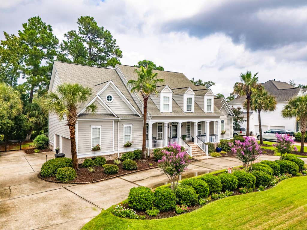 Photo of 2740 Oak Manor Drive, Mount Pleasant, SC 29466 (MLS # 26023238)
