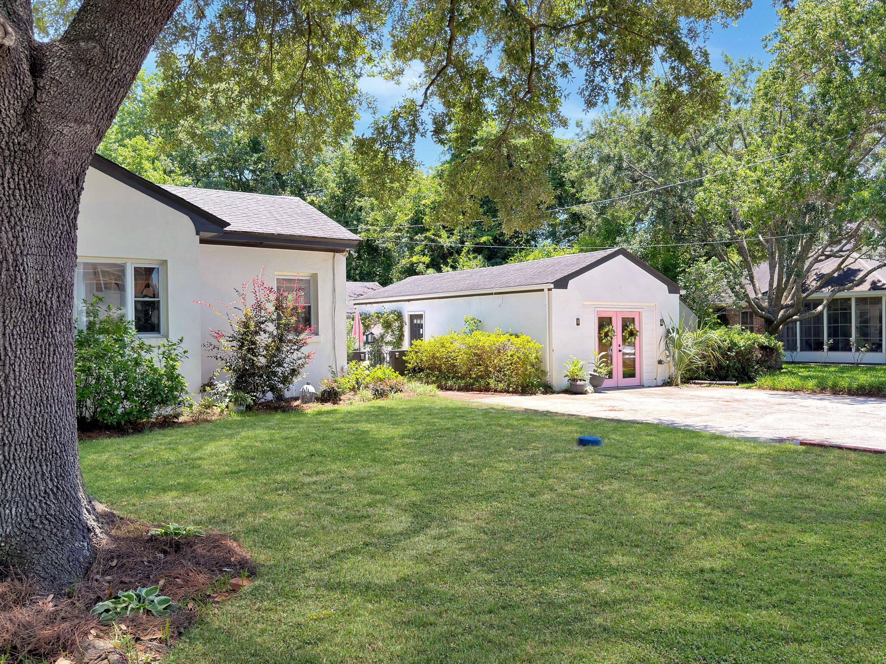 630 Parish Road