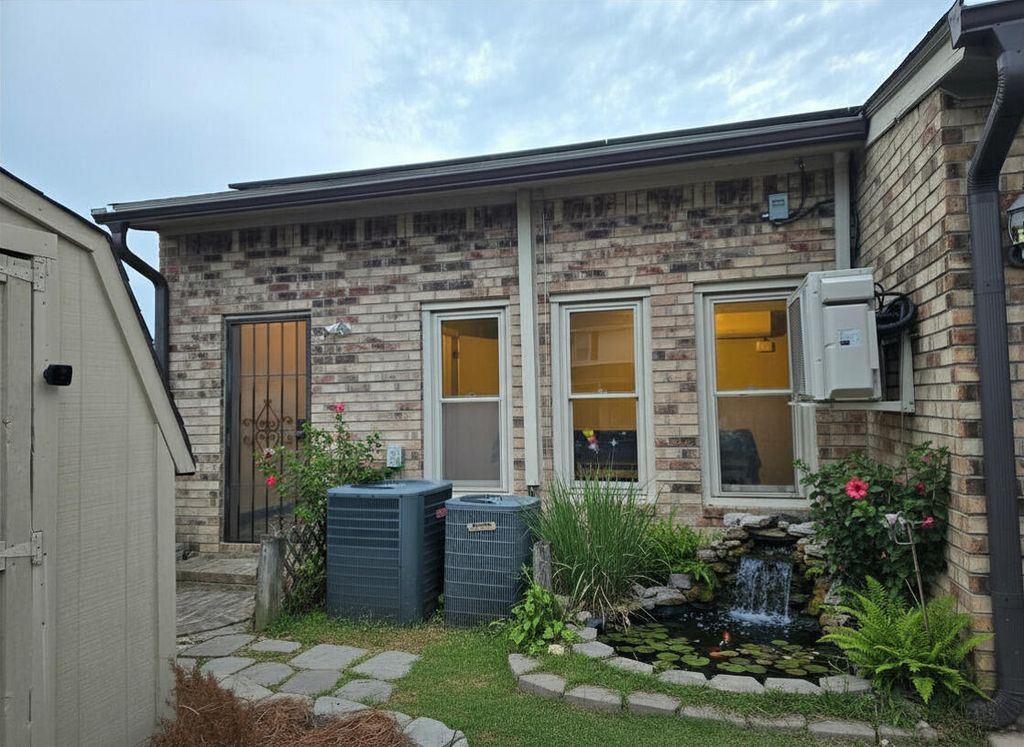 Photo of 5557 Evelyn Drive, North Charleston, SC 29418 (MLS # 26015518)