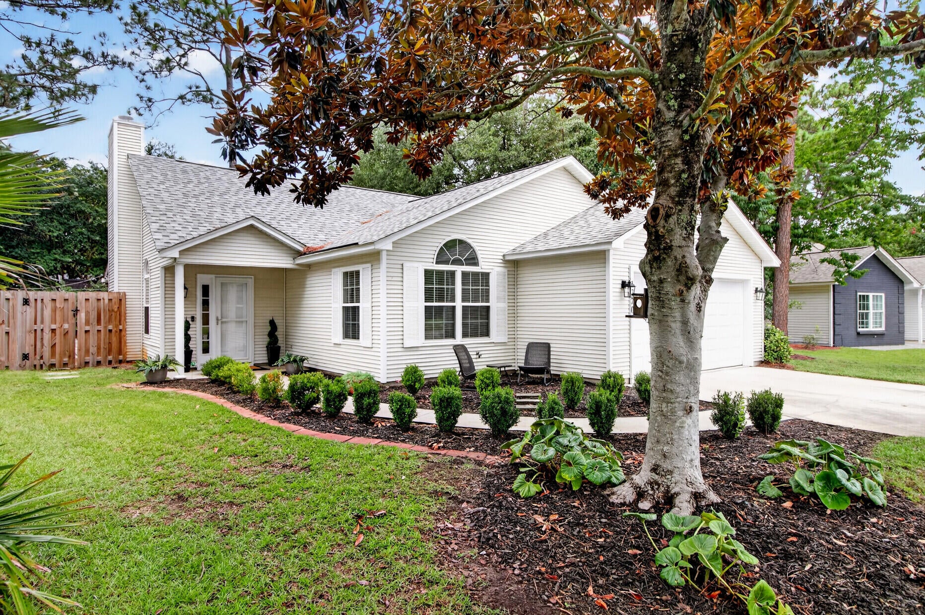 1370 W Point Drive