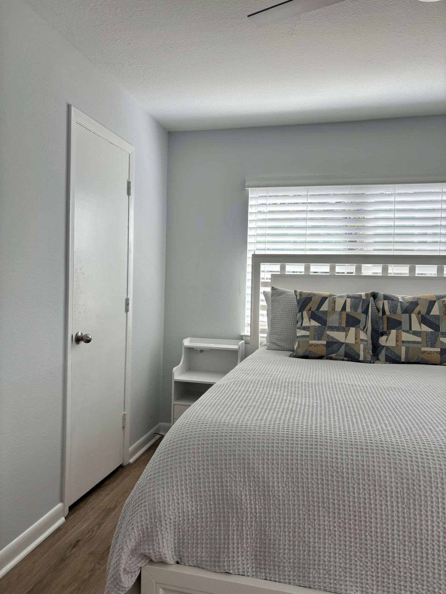 271 Alexandra Drive 6