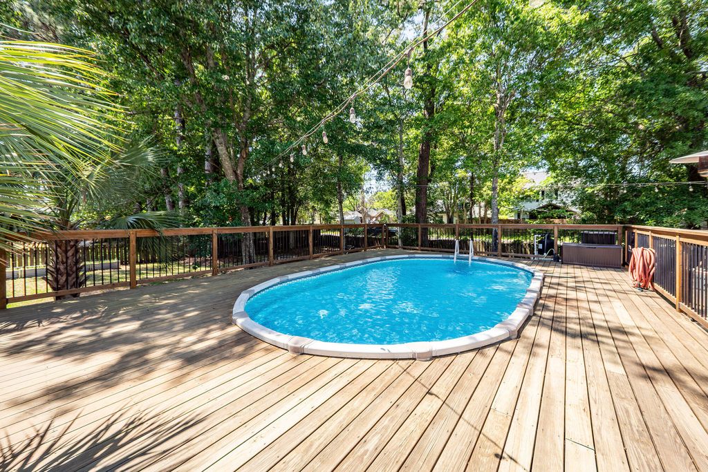 Photo of 1333 Mapleton Avenue, Charleston, SC 29412 (MLS # 26010914)