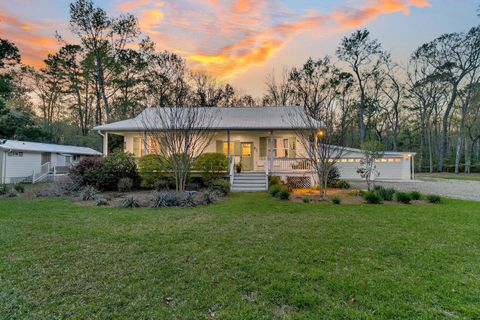 A home in Johns Island